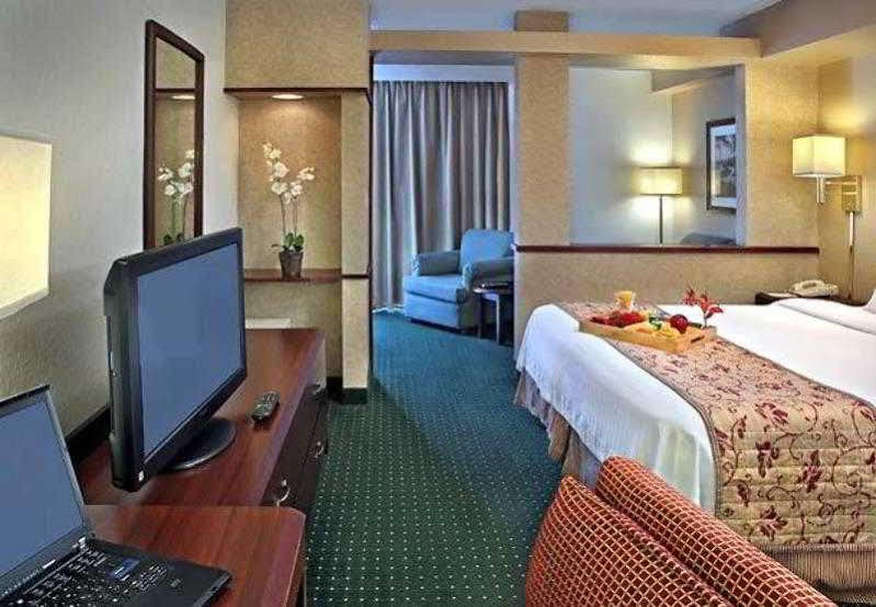 Fairfield Inn And Suites By Marriott Palm Beach Eksteriør bilde